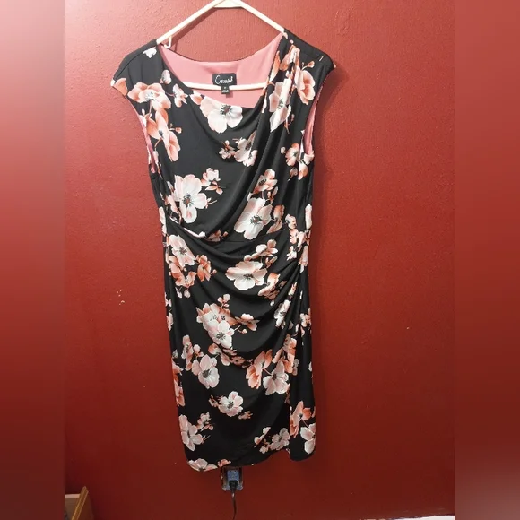 Connected Apparel Black and Pink Floral Midi Dress - Picture 3 of 11
